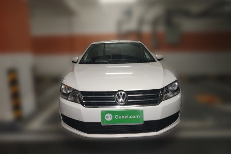 Used Volkswagen Gran Lavida 2013 1.6L Automatic Fashion Model Front