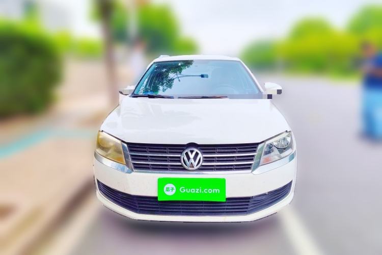 Used Volkswagen Gran Lavida 2013 1.6L Automatic Fashion Model Front