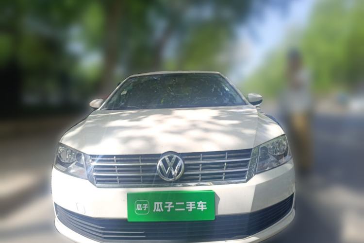 Used Volkswagen Gran Lavida 2013 1.6L Automatic Fashion Model Front