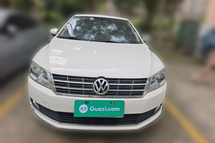 Used Volkswagen Gran Lavida 2013 1.4 TSI Automatic Comfort Model Front