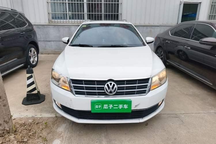 Used Volkswagen Gran Lavida 2013 1.6L Automatic Luxury Model Front