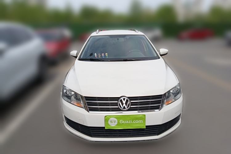 Used Volkswagen Gran Lavida 2013 1.6L Automatic Fashion Model Front