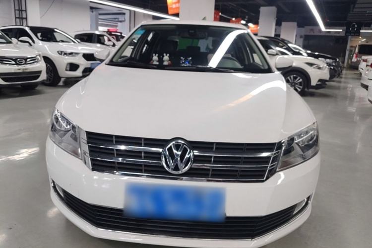 Used Volkswagen Gran Lavida 2013 1.4 TSI Automatic Luxury Model Front