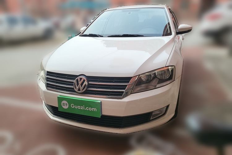 Used Volkswagen Gran Lavida 2013 1.6L Manual Comfort Model Front