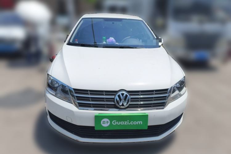 Used Volkswagen Gran Lavida 2013 1.6L Automatic Fashion Model Front