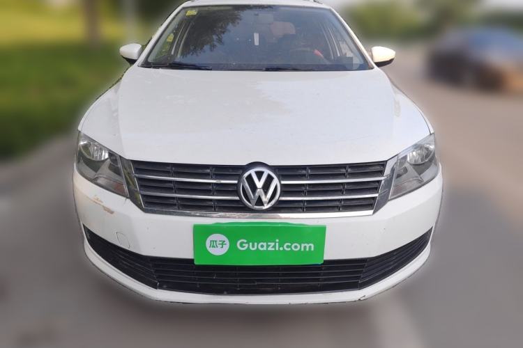 Used Volkswagen Gran Lavida 2013 1.6L Automatic Fashion Model Front