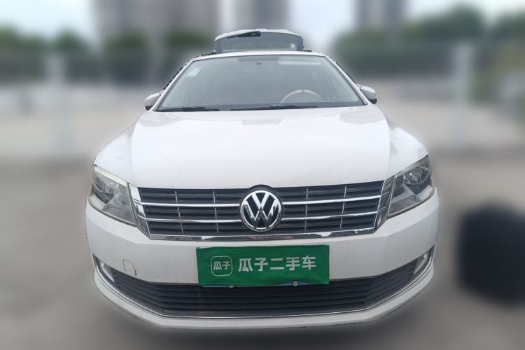 Used Volkswagen Gran Lavida 2013 1.6L Manual Comfort Model Front