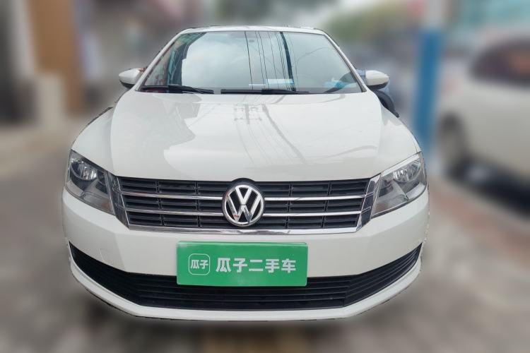 Used Volkswagen Gran Lavida 2013 1.6L Automatic Fashion Model Front