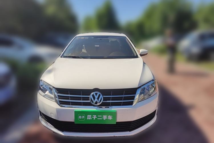 Used Volkswagen Gran Lavida 2013 1.6L Automatic Fashion Model Front