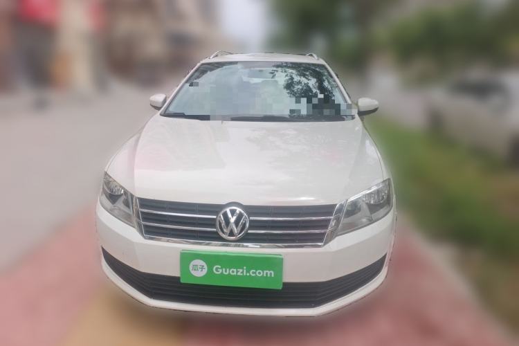 Used Volkswagen Gran Lavida 2013 1.6L Automatic Fashion Model Front