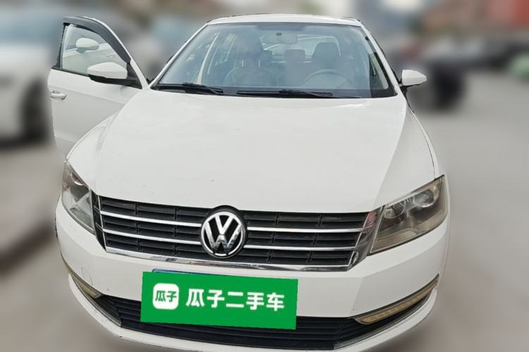 Used Volkswagen Gran Lavida 2013 1.6L Automatic Fashion Model Front