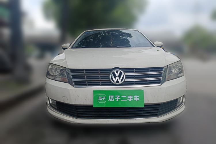 Used Volkswagen Gran Lavida 2013 1.4 TSI Automatic Luxury Model Front