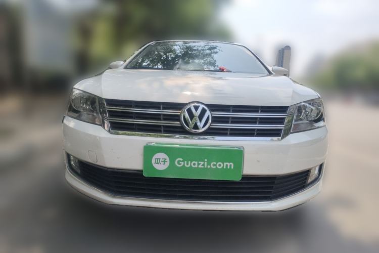 Used Volkswagen Gran Lavida 2013 1.4 TSI Automatic Luxury Model Front