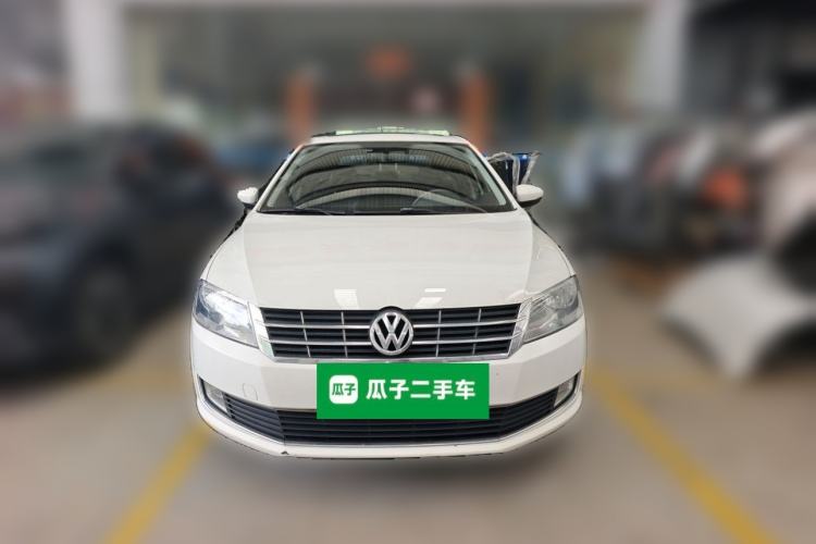 Used Volkswagen Gran Lavida 2013 1.4 TSI Automatic Comfort Model Front