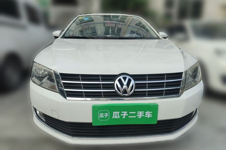 Used Volkswagen Gran Lavida 2013 1.6L Manual Comfort Model Front