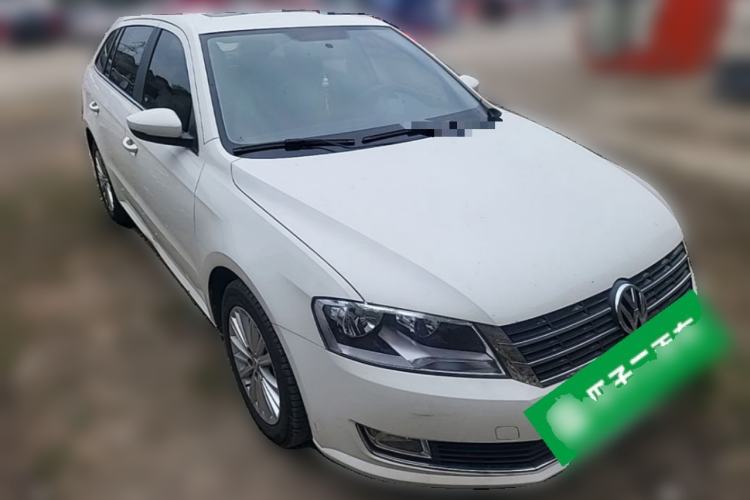 Used Volkswagen Gran Lavida 2013 1.6L Automatic Comfort Model Front Right 45 Deg