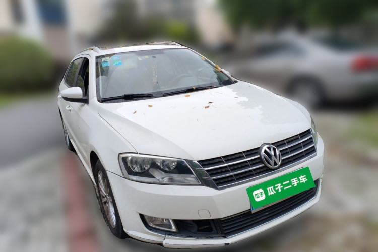 Used Volkswagen Gran Lavida 2013 1.6L Manual Comfort Model Front Right 45 Deg