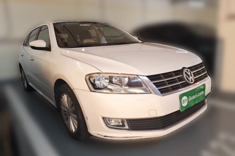Used Volkswagen Gran Lavida 2013 1.6L Automatic Comfort Model Front Right 45 Deg