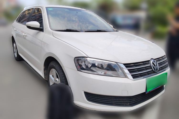 Used Volkswagen Gran Lavida 2013 1.6L Automatic Fashion Model Front Right 45 Deg