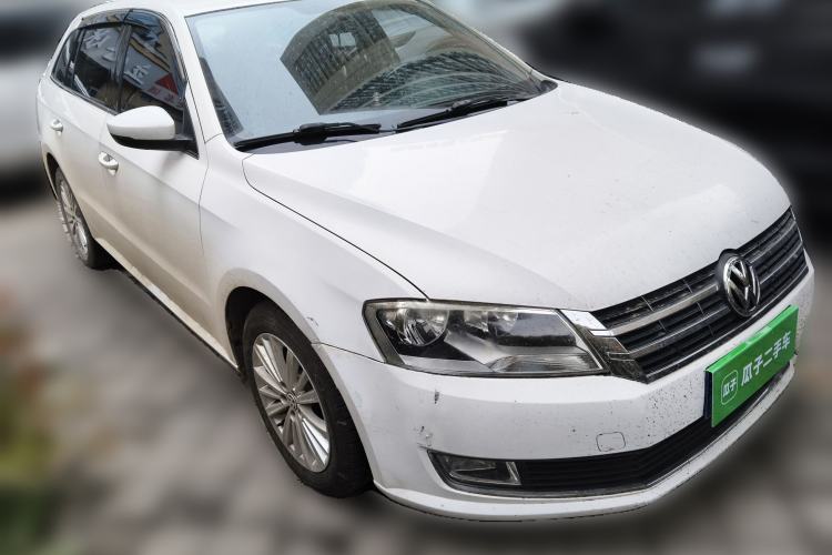 Used Volkswagen Gran Lavida 2013 1.6L Automatic Comfort Model Front Right 45 Deg