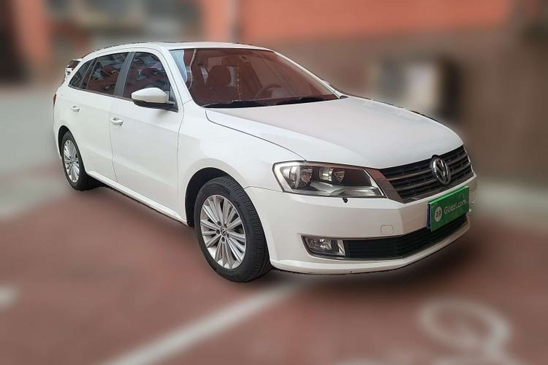 Used Volkswagen Gran Lavida 2013 1.6L Manual Comfort Model Front Right 45 Deg