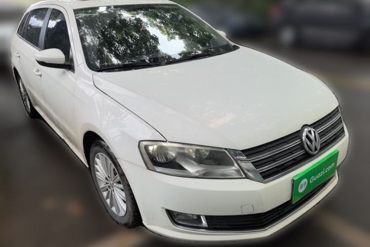 Used Volkswagen Gran Lavida 2013 1.6L Automatic Comfort Model Front Right 45 Deg