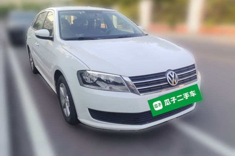 Used Volkswagen Gran Lavida 2013 1.6L Automatic Fashion Model Front Right 45 Deg
