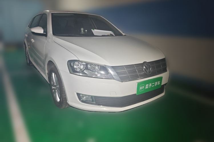 Used Volkswagen Gran Lavida 2013 1.6L Automatic Comfort Model Front Right 45 Deg