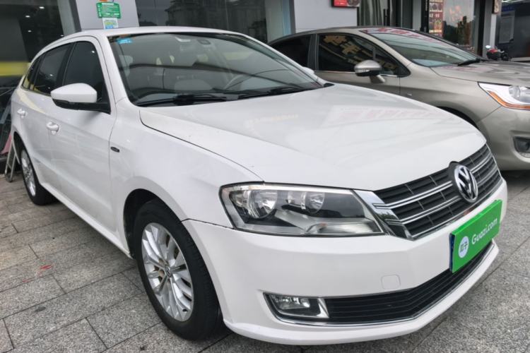 Used Volkswagen Gran Lavida 2013 1.6L Automatic Luxury Model Front Right 45 Deg