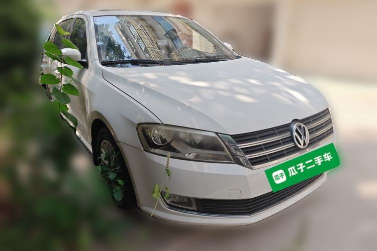 Used Volkswagen Gran Lavida 2013 1.6L Automatic Comfort Model Front Right 45 Deg