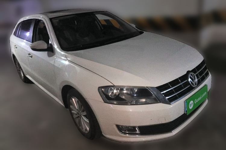 Used Volkswagen Gran Lavida 2013 1.6L Automatic Comfort Model Front Right 45 Deg