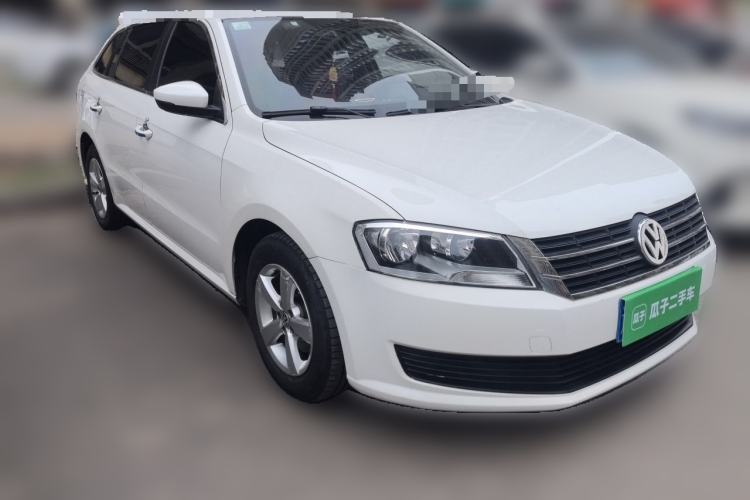 Used Volkswagen Gran Lavida 2013 1.6L Automatic Fashion Model Front Right 45 Deg