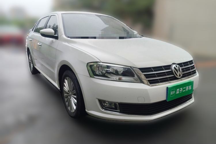 Used Volkswagen Gran Lavida 2013 1.6L Automatic Comfort Model Front Right 45 Deg