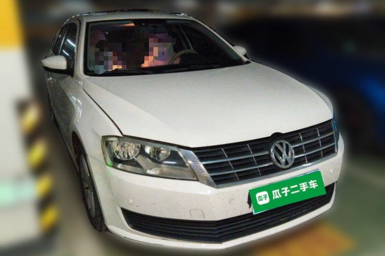 Used Volkswagen Gran Lavida 2013 1.6L Automatic Fashion Model Front Right 45 Deg