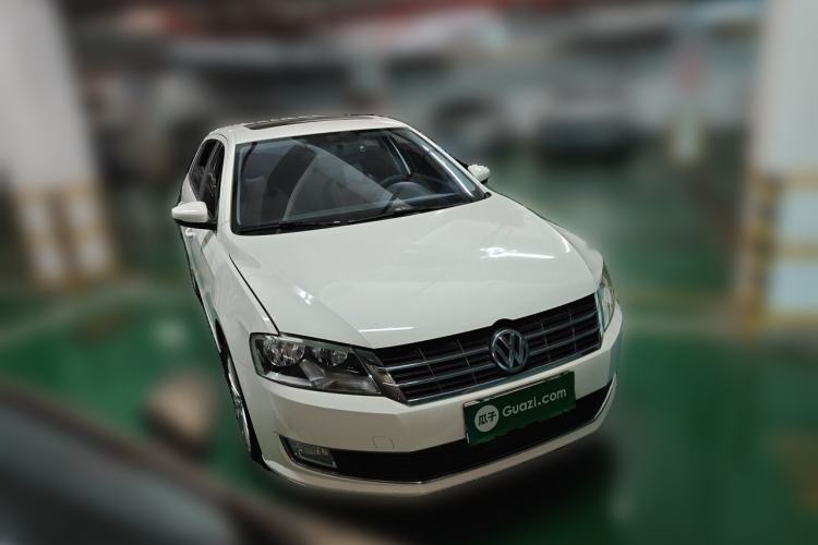 Used Volkswagen Gran Lavida 2013 1.6L Manual Comfort Model Front Right 45 Deg