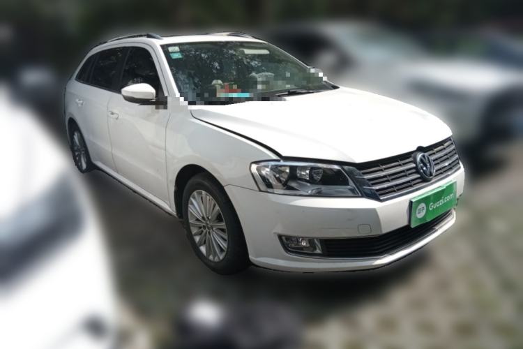 Used Volkswagen Gran Lavida 2013 1.6L Automatic Comfort Model Front Right 45 Deg