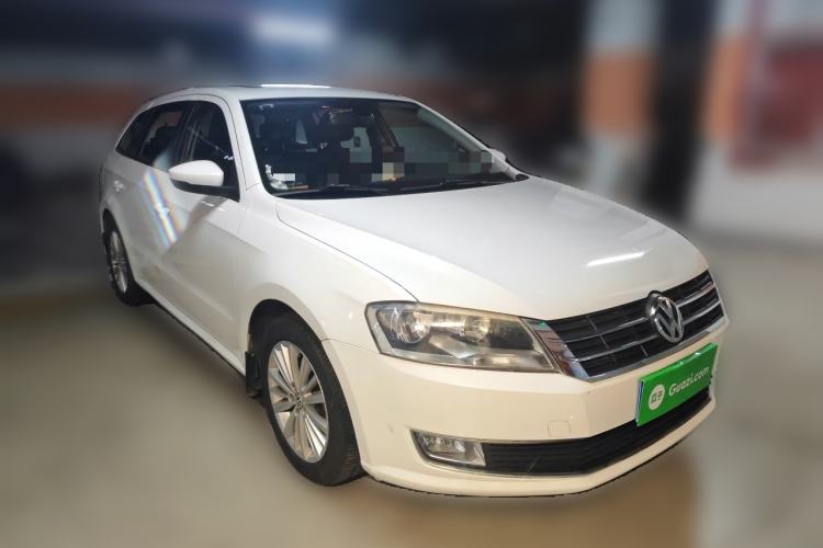 Used Volkswagen Gran Lavida 2013 1.6L Automatic Comfort Model Front Right 45 Deg