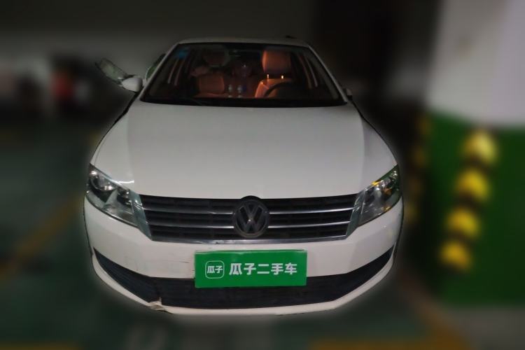 Used Volkswagen Gran Lavida 2013 1.6L Automatic Fashion Model Front
