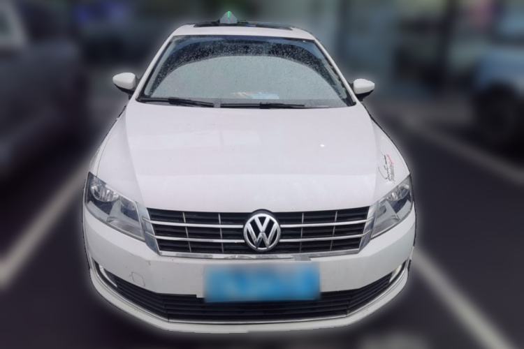Used Volkswagen Gran Lavida 2013 1.4 TSI Automatic Comfort Model Front