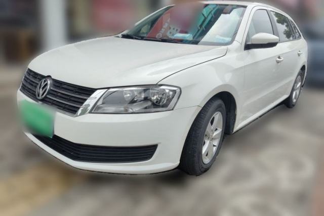 Used Volkswagen Gran Lavida 2013 1.6L Automatic Fashion Model