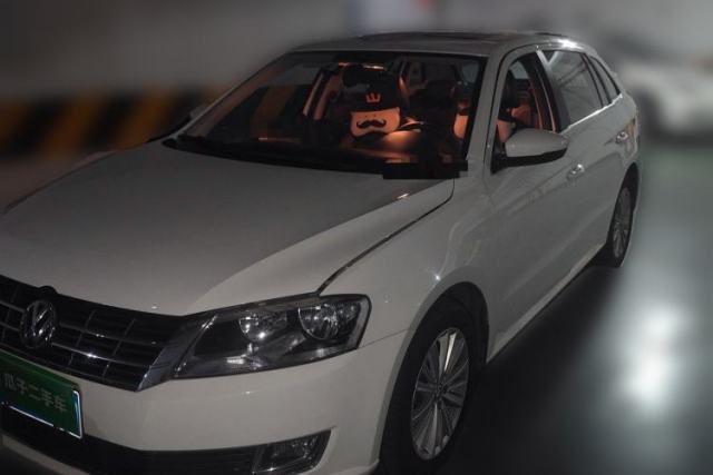 Used Volkswagen Gran Lavida 2013 1.4 TSI Automatic Comfort Model
