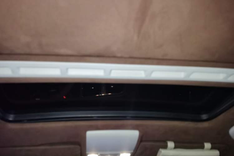 Used Volkswagen Gran Lavida 2013 1.4 TSI Manual Comfort Model Headliner