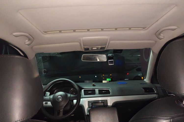 Used Volkswagen Gran Lavida 2013 1.6L Automatic Comfort Model Headliner