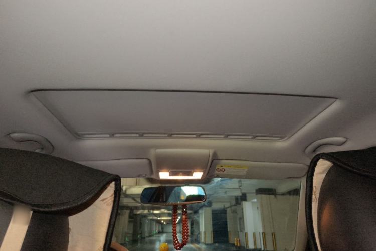 Used Volkswagen Gran Lavida 2013 1.6L Automatic Comfort Model Headliner