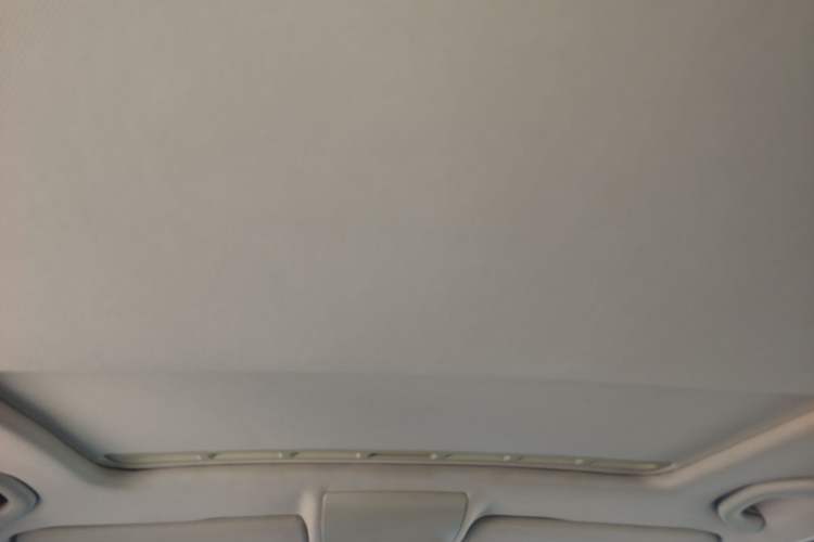 Used Volkswagen Gran Lavida 2013 1.6L Automatic Luxury Model Headliner