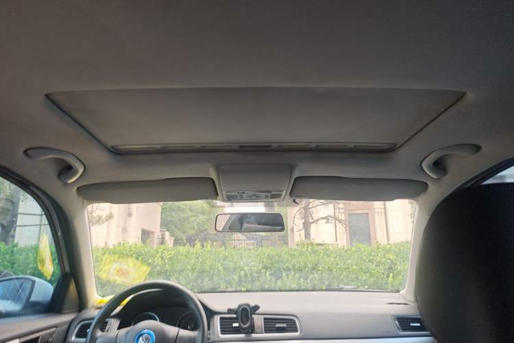 Used Volkswagen Gran Lavida 2013 1.4 TSI Automatic Comfort Model Headliner