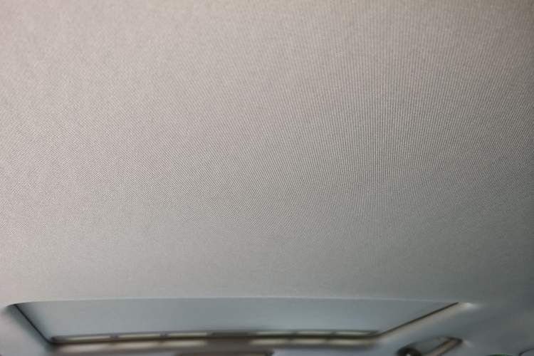 Used Volkswagen Gran Lavida 2013 1.4 TSI Automatic Comfort Model Headliner