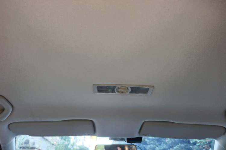 Used Volkswagen Gran Lavida 2013 1.6L Automatic Fashion Model Headliner