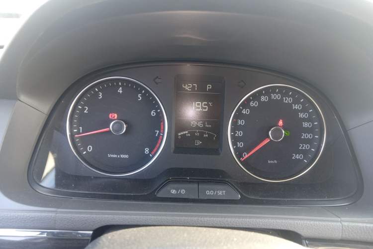 Used Volkswagen Gran Lavida 2013 1.6L Automatic Luxury Model Instrument Cluster