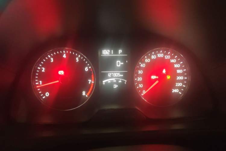 Used Volkswagen Gran Lavida 2013 1.6L Automatic Comfort Model Instrument Cluster
